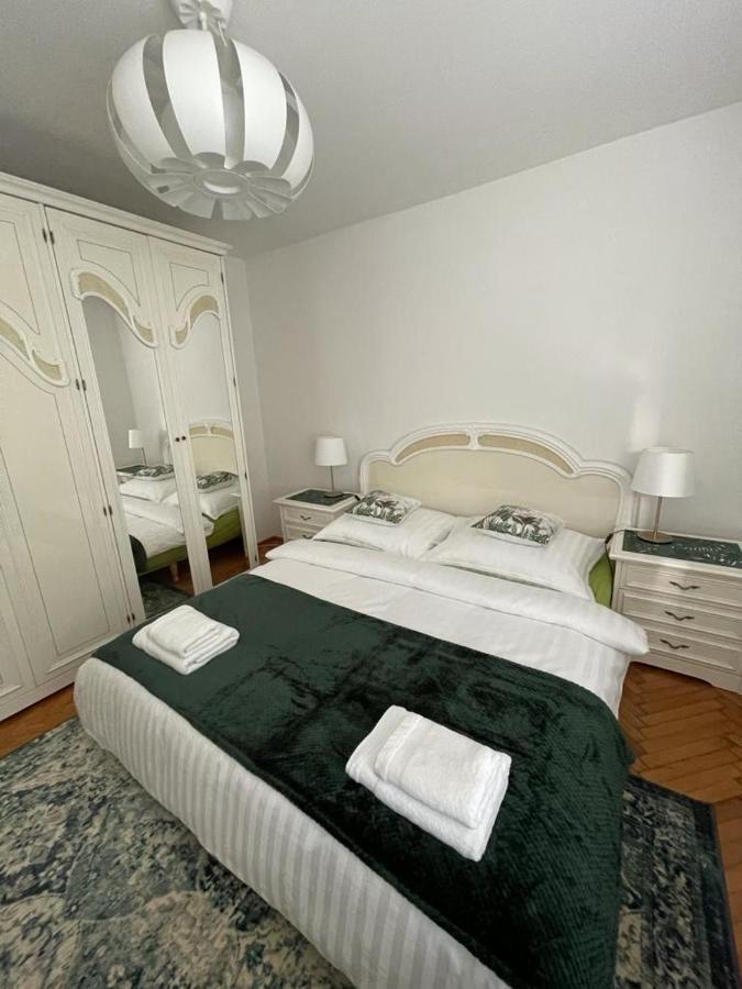 Green Apartment Kolo  Exterior photo