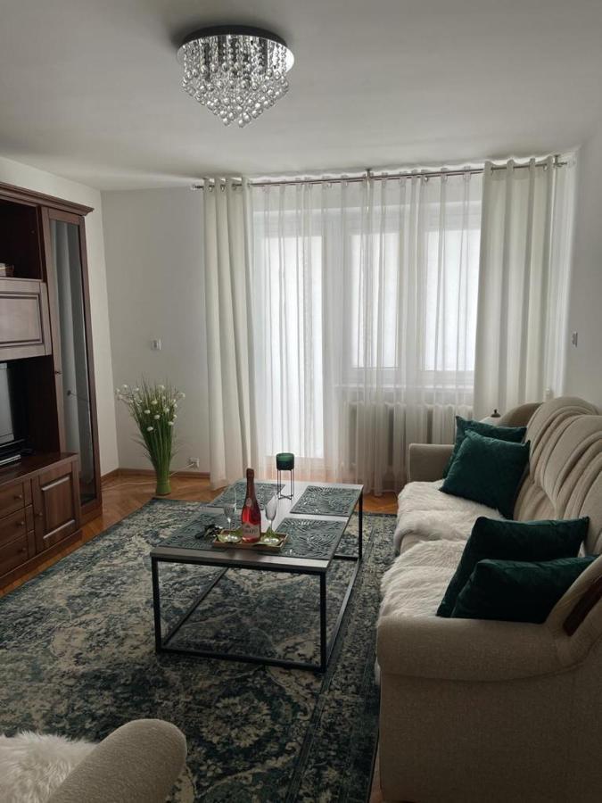 Green Apartment Kolo  Exterior photo